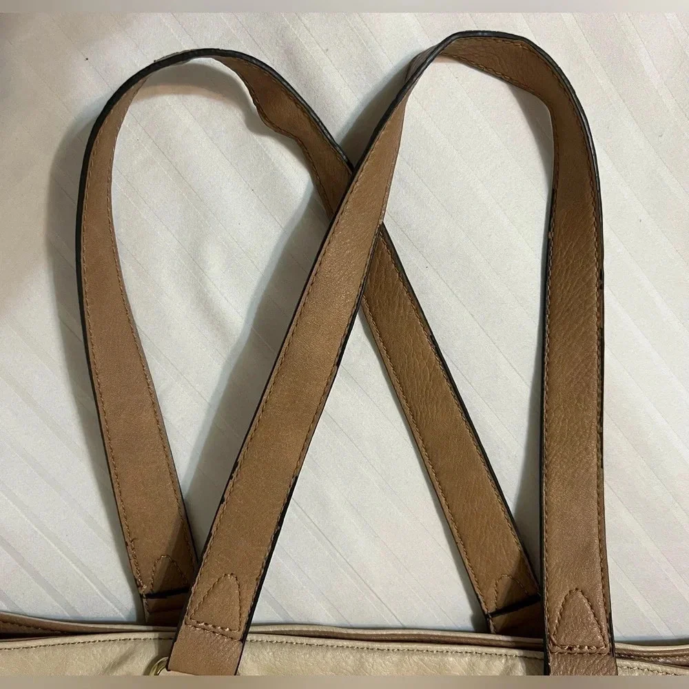 LaTique Ellis Bowtique Shoulder Bag Purse
